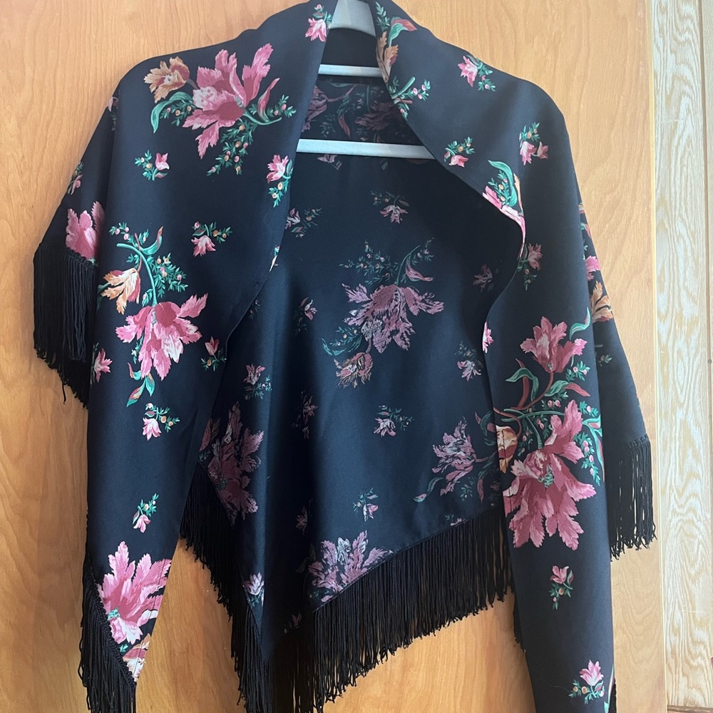 Caro Laurie shawl